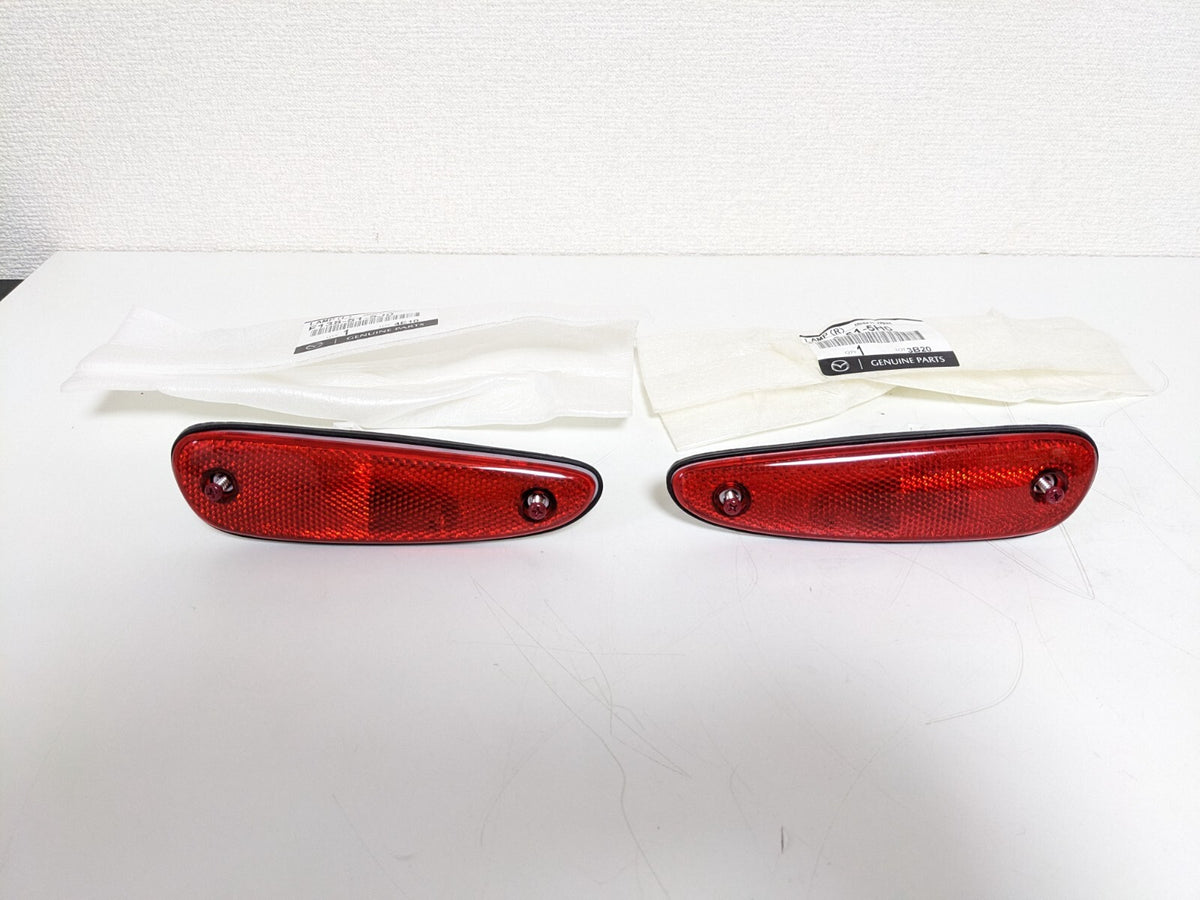 F138-51-5H0 / F138-51-5J0 Genuine Mazda OEM RX-7 FD3S Rear Side Marker Set