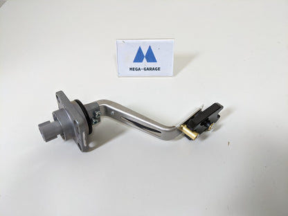 89491-50030 TOYOTA LEXUS Genuine GS300 GS350 GS430 LS430 Engine Oil Level Sensor