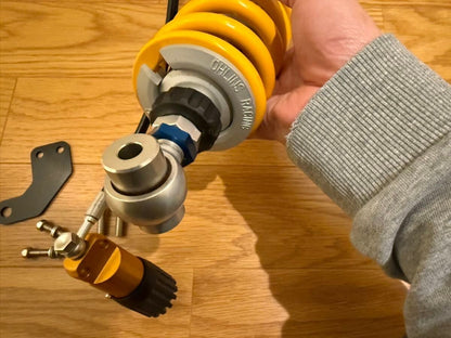 Ohlins KA739 S46DR1LS Rear Shock Kawasaki Z900RS/CAFE 18-20 Z900 17-20