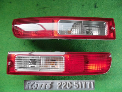 Daihatsu Hijet Cargo S330V S331V S320V S321V 2004-2017 Tail Lights Rear Lamps