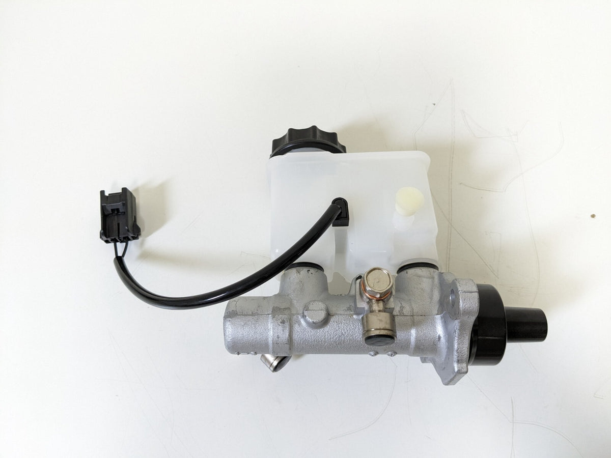MAZDA GENUINE RX-7 RX7 RHD FD3S Brake Tandem Master Cylinder Tank ASSY JDM OEM