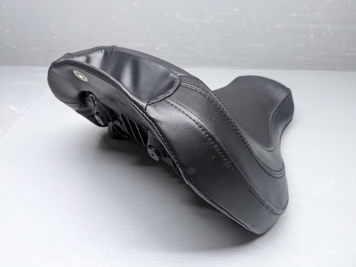 Harley‑Davidson Fat Boy FLFB 1750 Pillion Tandem Seat Front Rear Genuine OEM