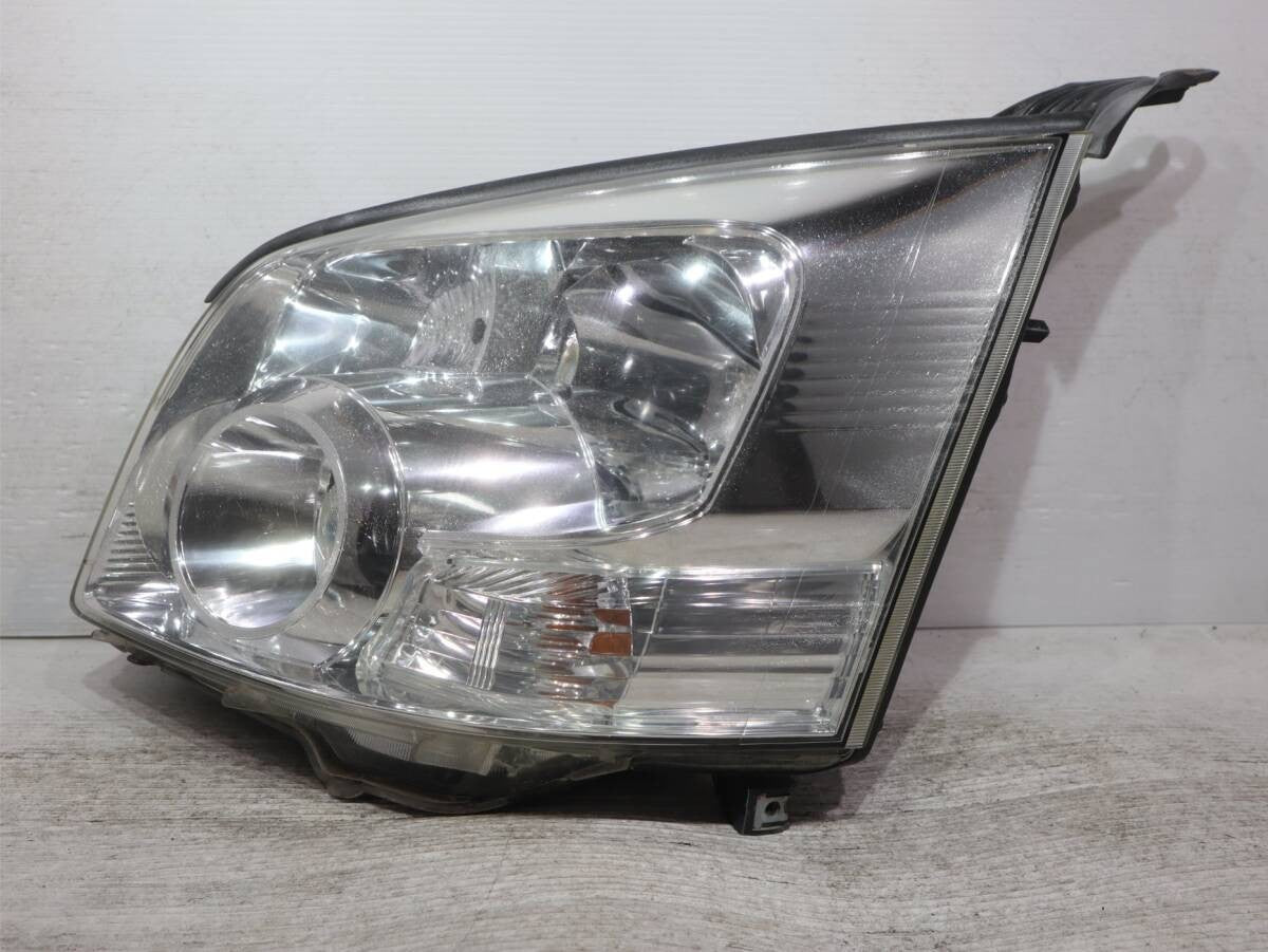 Toyota NOAH ZRR70G ZRR75 Early Model Headlight KOITO 28-201 Genuine OEM JDM