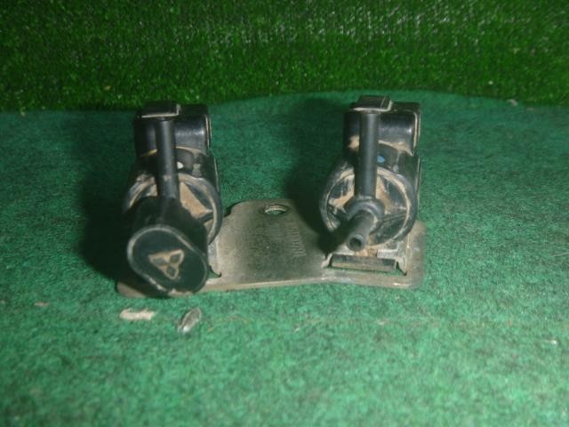 Mitsubishi Minicab U42T 1991-1999 Vacuum Switching Solenoid Valve Genuine OEM
