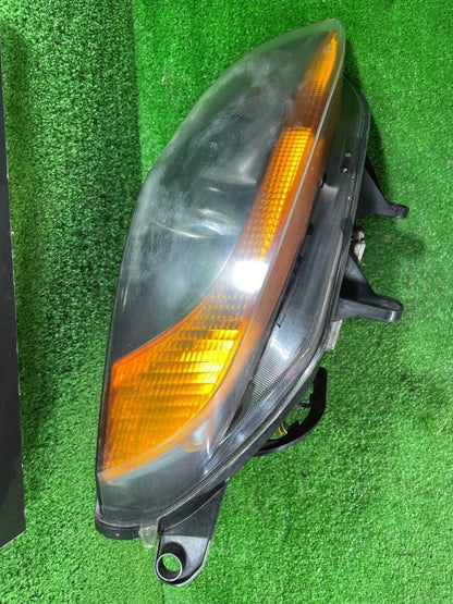 BMW Z4 E85 Roadster Right Headlight Headlamp OEM Genuine
