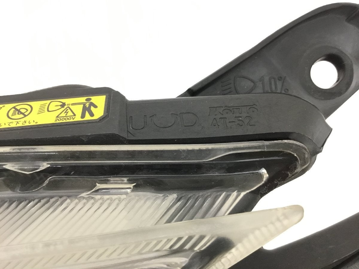 Toyota Prius ZVW30 Late Model Genuine Leftt HID Headlight KOITO 47-52