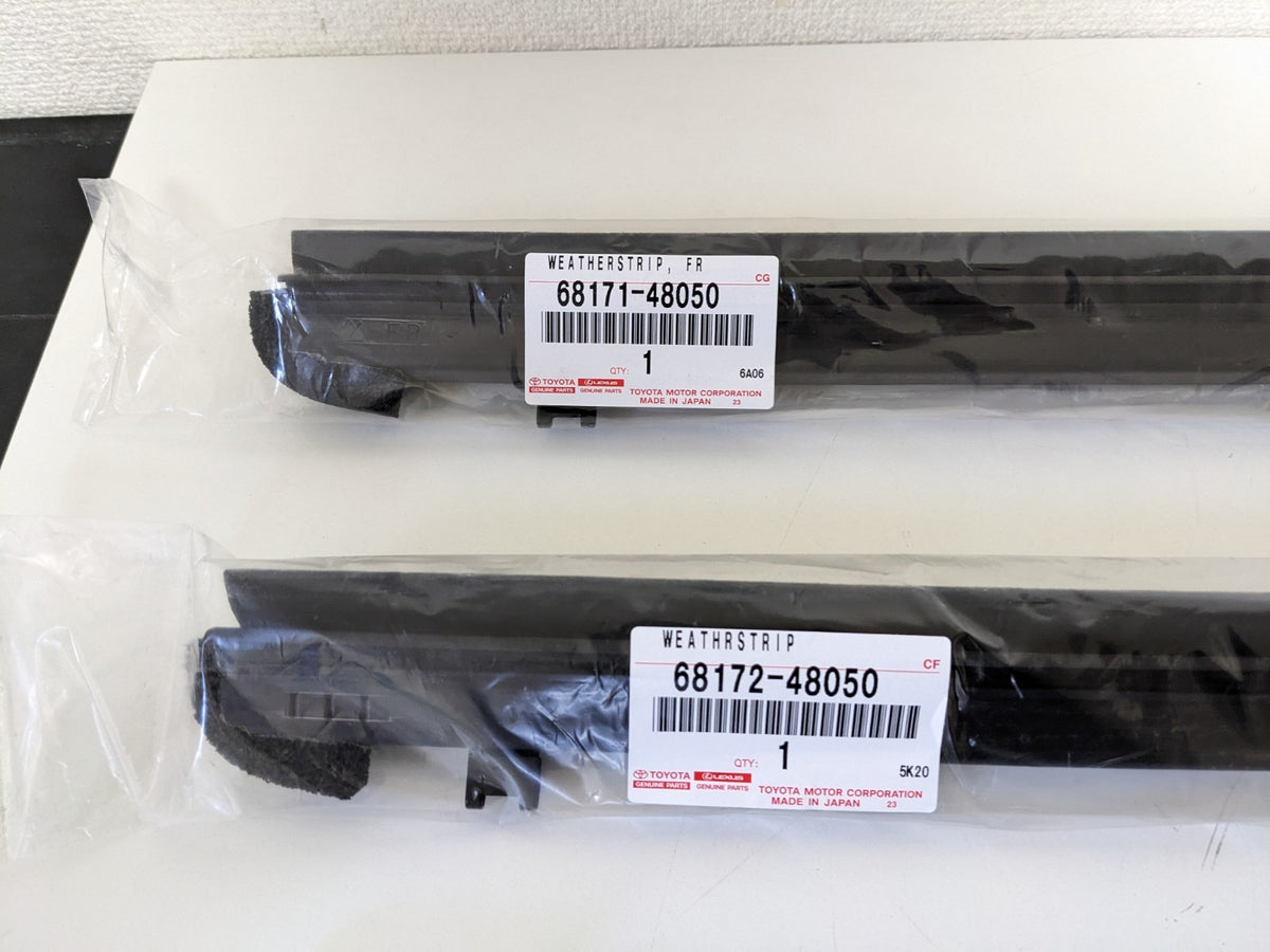Lexus OEM WEATHERSTRIP, FRONT & REAR DOOR GLASS, INNER RH & LH SET Genuine