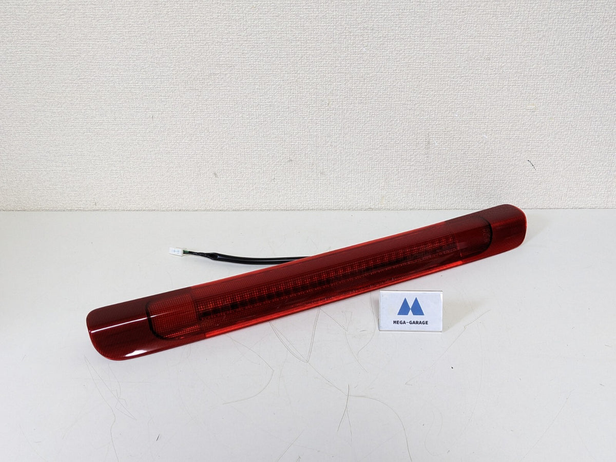 Toyota Genuine Land Cruiser LX470 3RD Brake Signal Light OEM 81570-60061