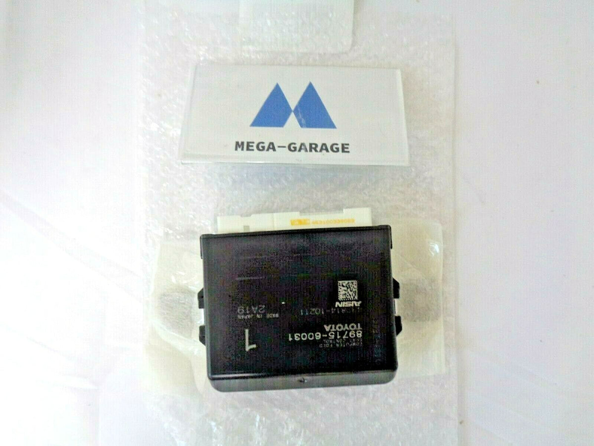 Toyota Genuine COMPUTER FOLD SEAT CONTROL URJ50 GX460 89715-60031 OEM New