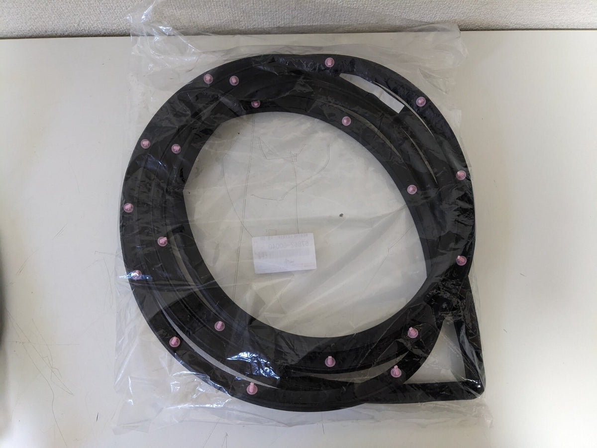OEM TOYOTA FZJ75 FJ75 BJ75 HZJ75 LandCruiser Front RH LH Set Door WeatherStrip