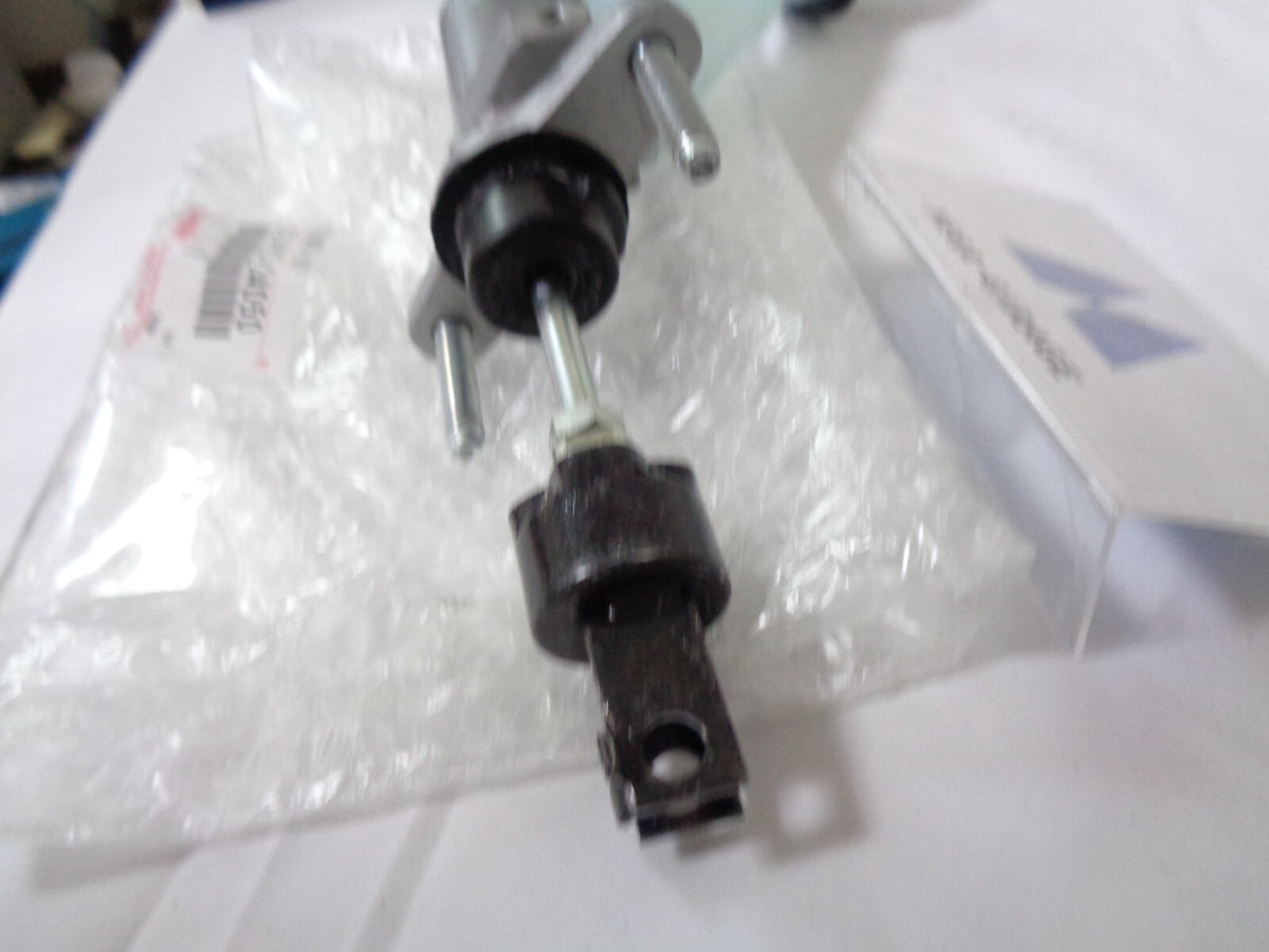 Toyota Supra JZA80 RHD Clutch Master Cylinder 2JZGTE Turbo 31410-24050 Genuine