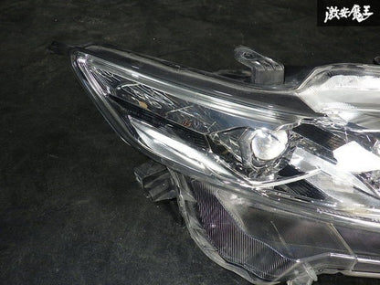 Toyota Harrier 60 ZSU ASU 60W 65W AVU65W 2017-2020 Right LED Headlight OEM JDM