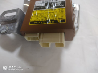 Toyota LEXUS USF40 LS460 PARKING BRAKE CONTROL MODULE COMPUTER 89050-50020