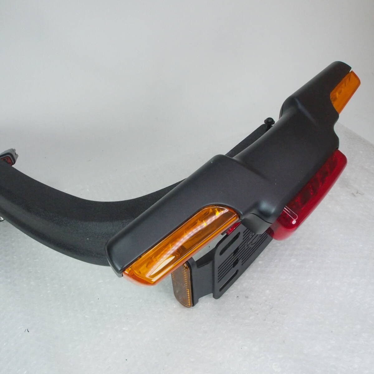 Harley-Davidson FXDR114 FXDRS Softail 2019-2020 Taillight Rear Lamp Genuine OEM