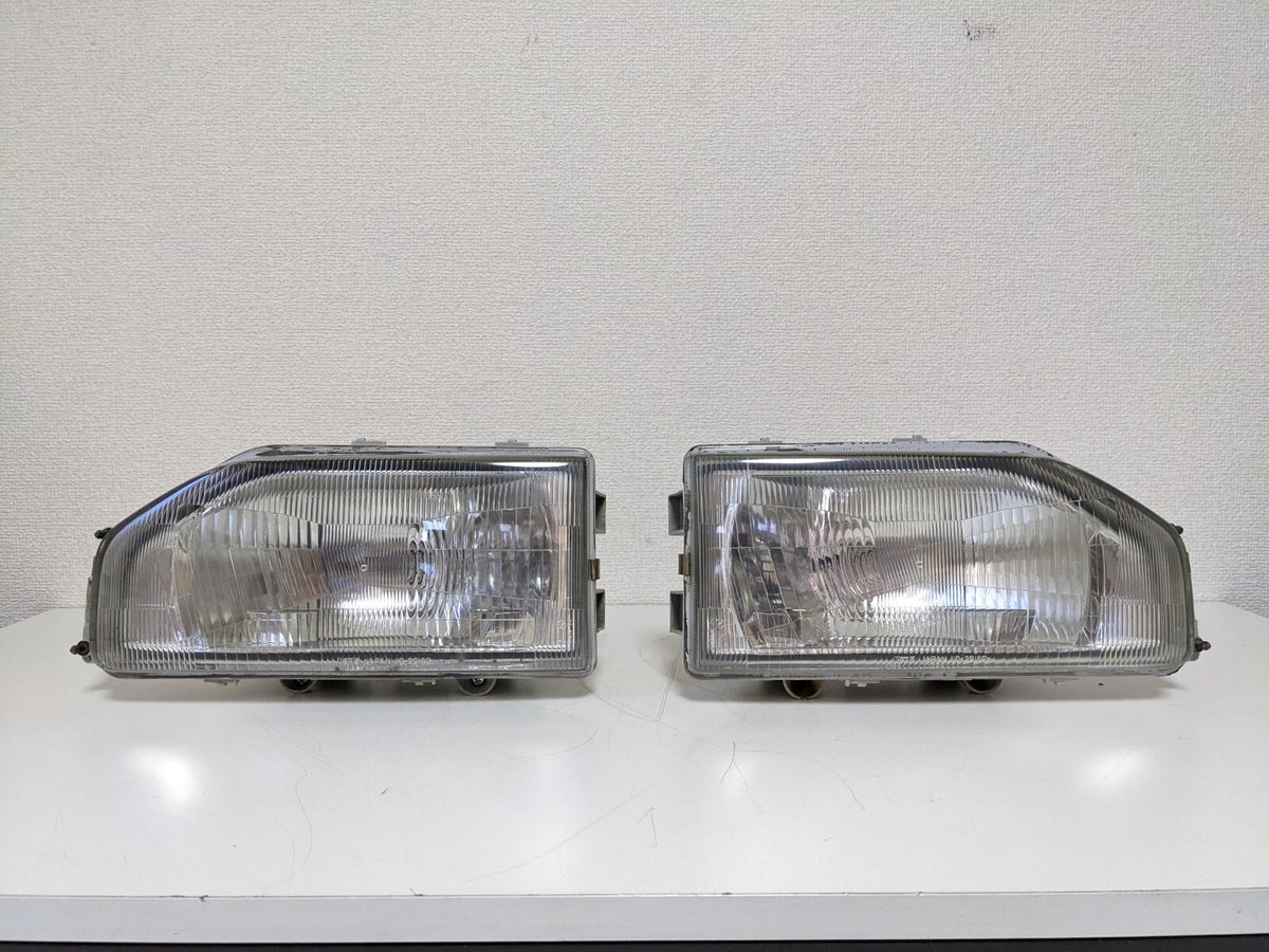 Honda Acty Truck HA4 HH3 HA3 HH4 Headlight left and right Set