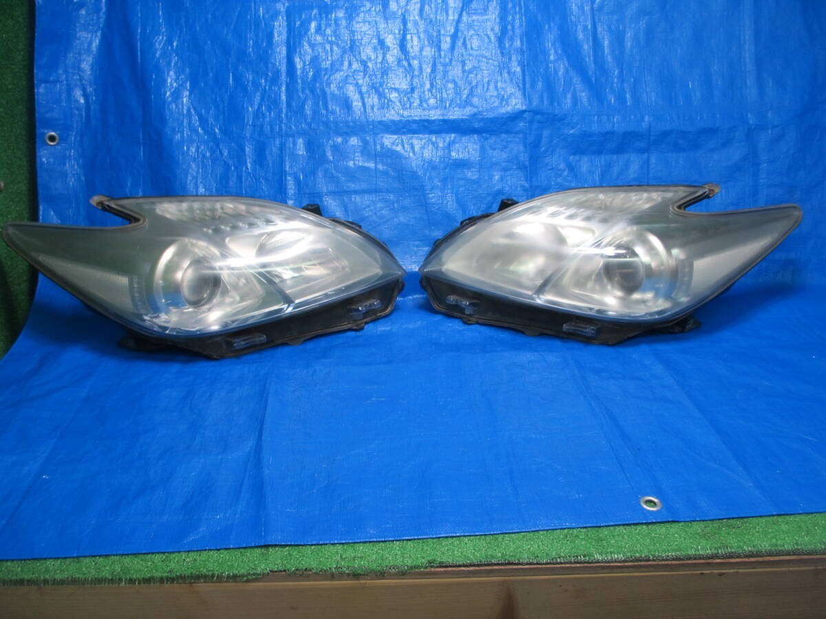 Toyota Prius XW30 ZVW30 Left Right Headlight Lamp KOITO 47-29 JDM OEM Genuine