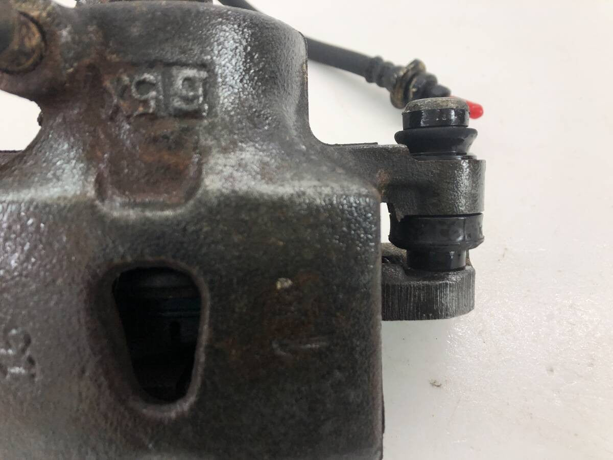 Suzuki Carry Truck DC51T DD51T front brake caliper left and right 1991-1999