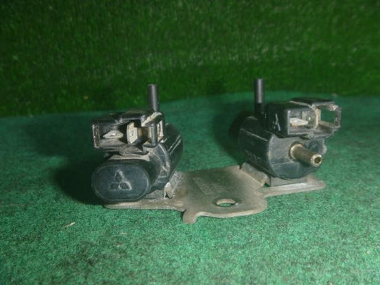 Mitsubishi Minicab U42T 1991-1999 Vacuum Switching Solenoid Valve Genuine OEM