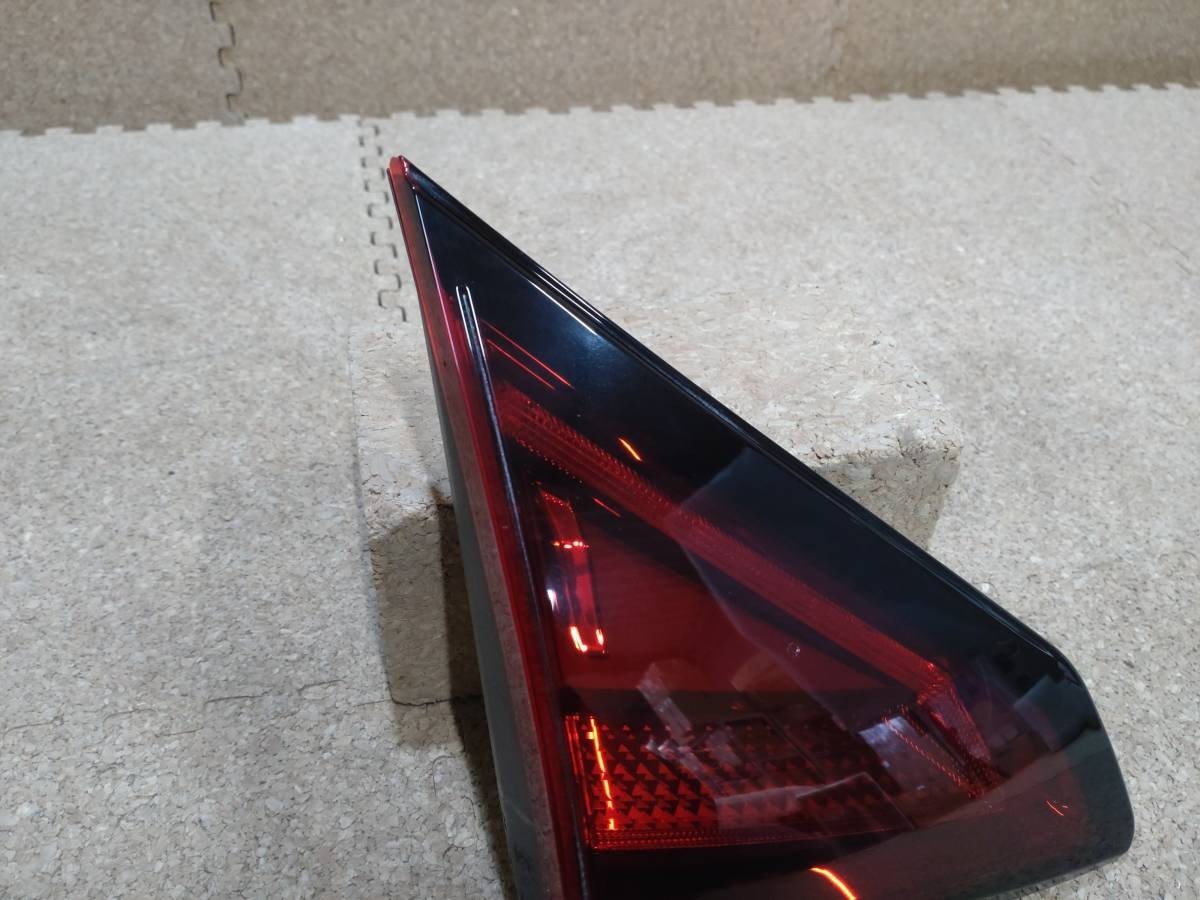 Nissan Kicks P15 RP15 Left Inner Tail Light Lamp Finisher ICHIKOH D253 OEM JDM