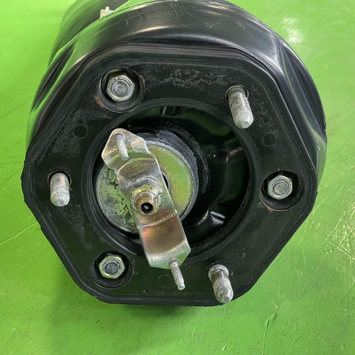 Lexus LS400 Toyota Celsior UCF20 21 Right Rear Air Suspension Shock 48080-50100