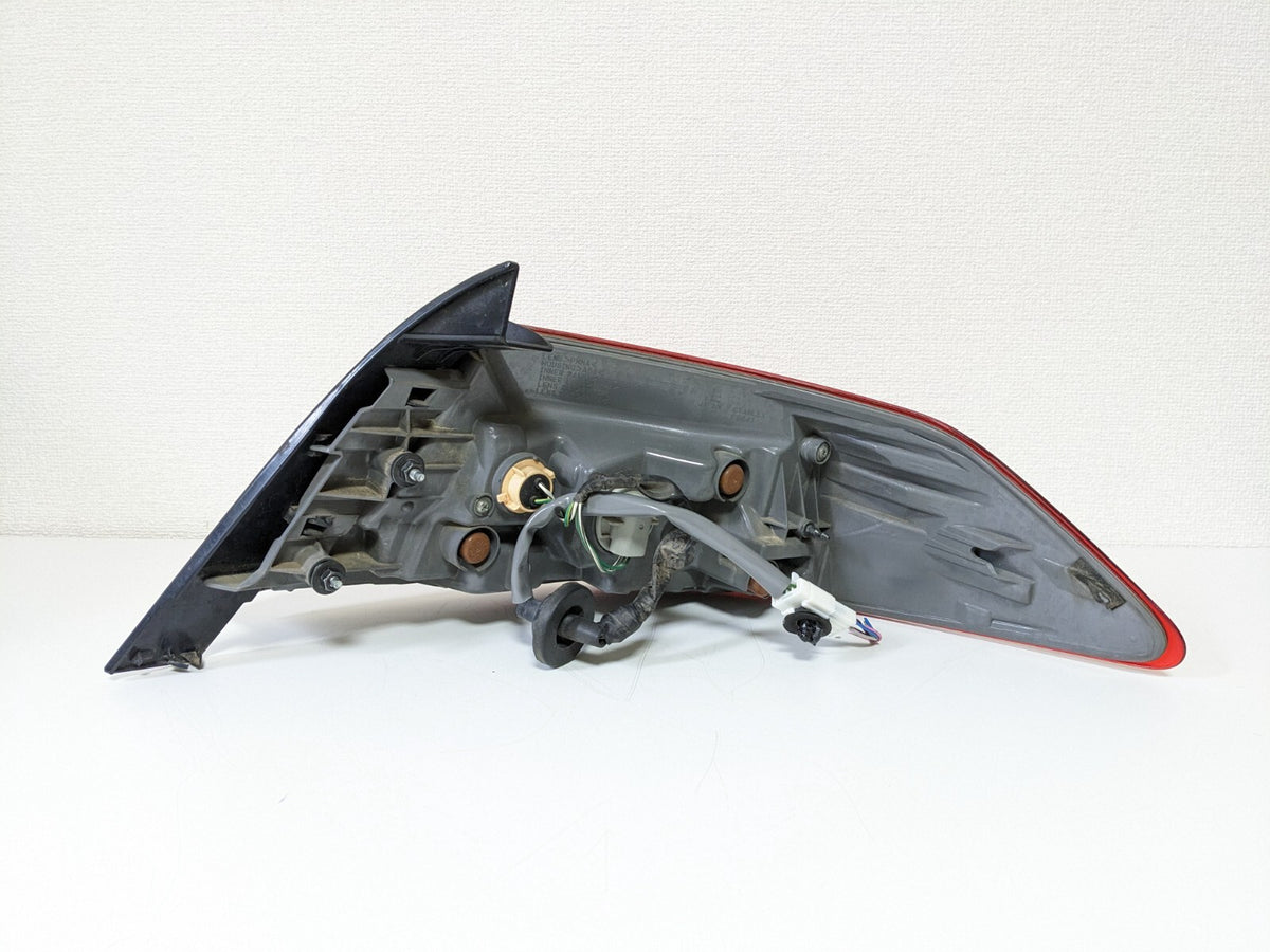 OEM 2011 - 2014 LH Infiniti M37 M56 Nissan FUGA Y51 Taillight Tail Light Lamp