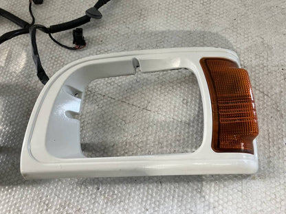 Mitsubishi Minicab U41T U42T 1994-1999 Headlight Lamp Genuine OEM JDM