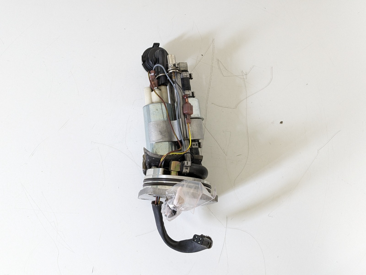 Buell Lightning XB9S WX12 2003-2004 Fuel Pump Genuine OEM