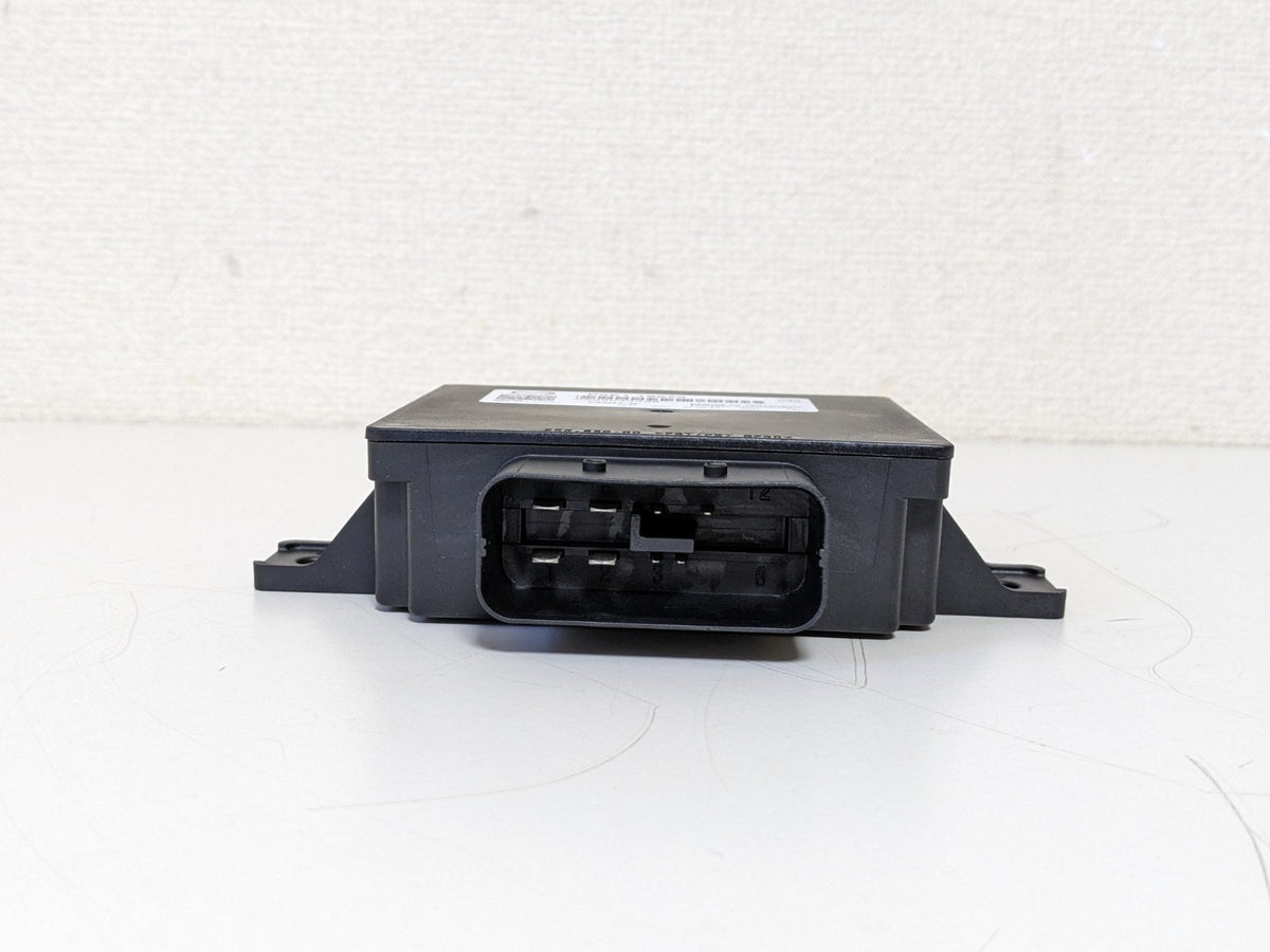 P5E1-18-572 MAZDA CX-5 Genuine Control Unit DC Converter