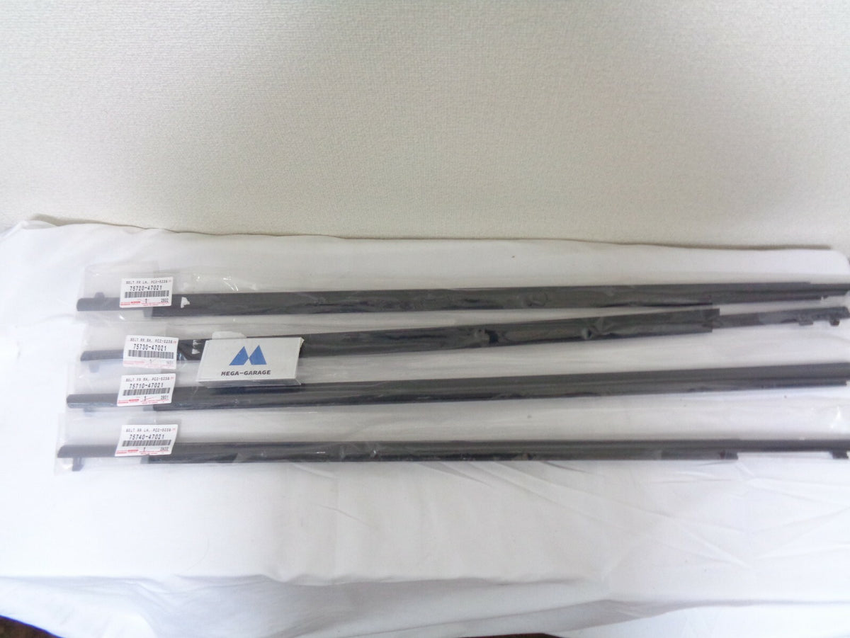 Toyota Genuine Prius 2010-2015 Door Belt Molding Weatherstrip Front Rear Set