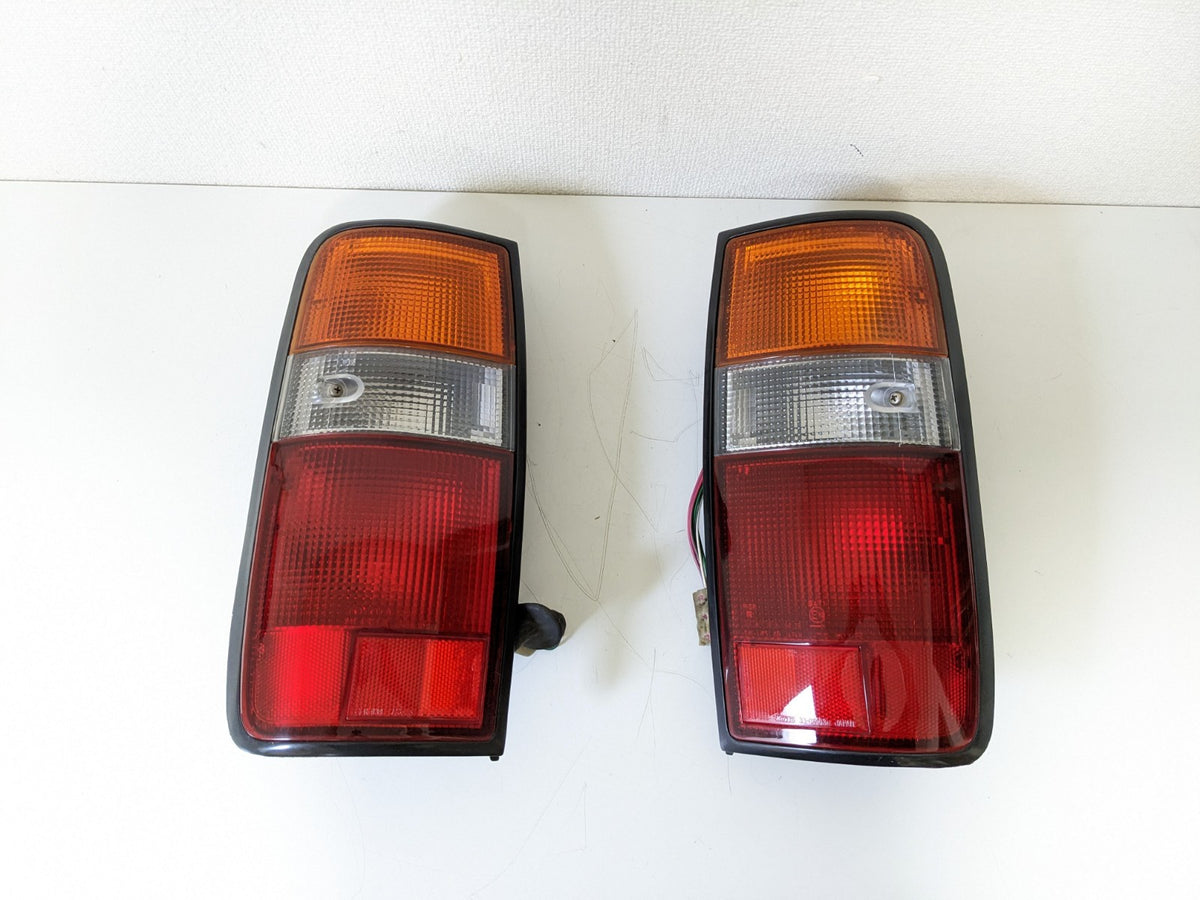 Lexus Genuine LX450 Toyota Land Cruiser FZJ80 Tail Light Lamp Left Right OEM