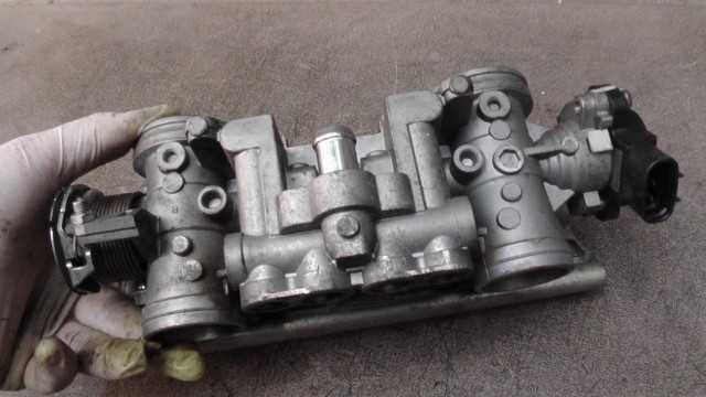 Suzuki GSR250 Throttle Body