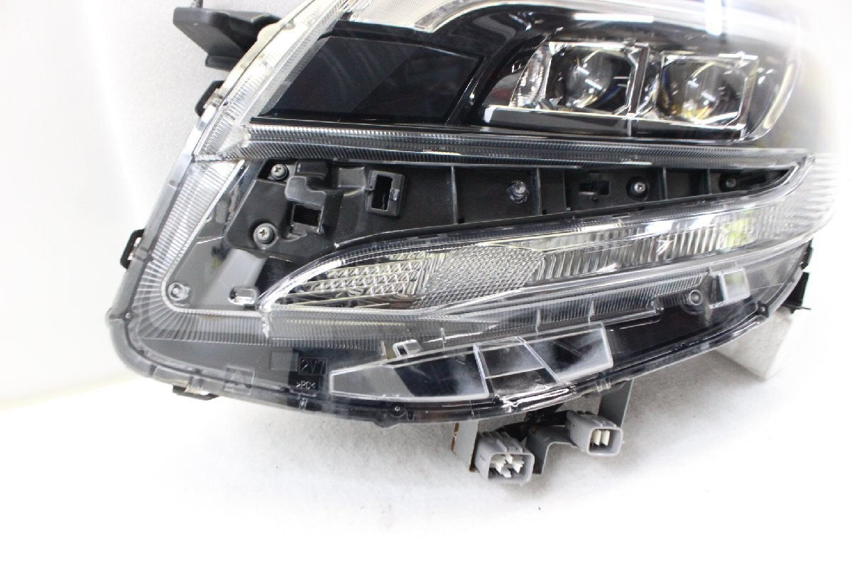 JDM 2017-2021 Toyota Voxy ZRR80G ZRR85G LED Headlight Light Lamp Left OEM