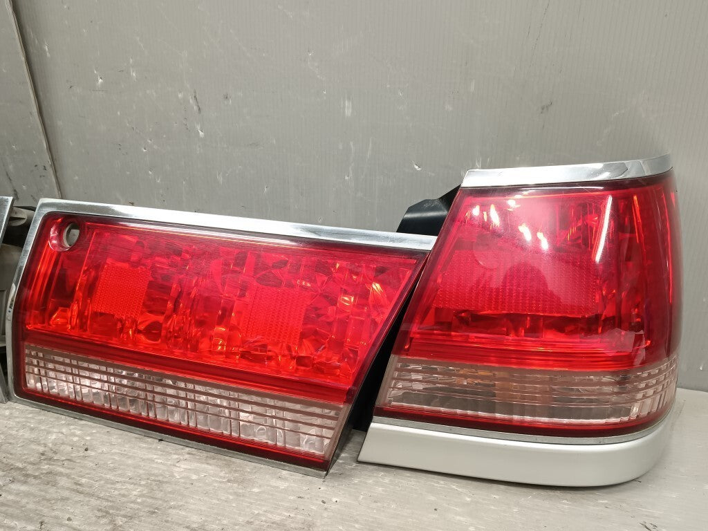 Toyota Crown Athlete JZS171 JZS173 JZS175 2001-2007 Tail Light Lamp OEM JDM