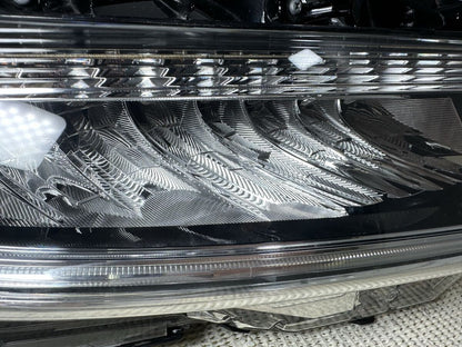 Honda HR-V VEZEL RU1 RU2 RU3 RU4 Late model Right Headlight LED KOITO 100-62292