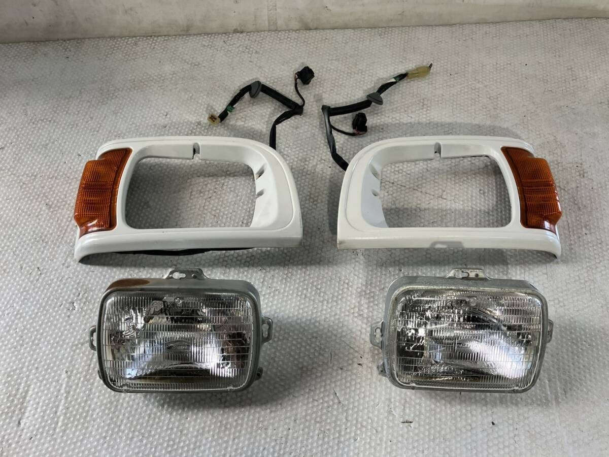 Mitsubishi Minicab U41T U42T 1994-1999 Headlight Lamp Genuine OEM JDM