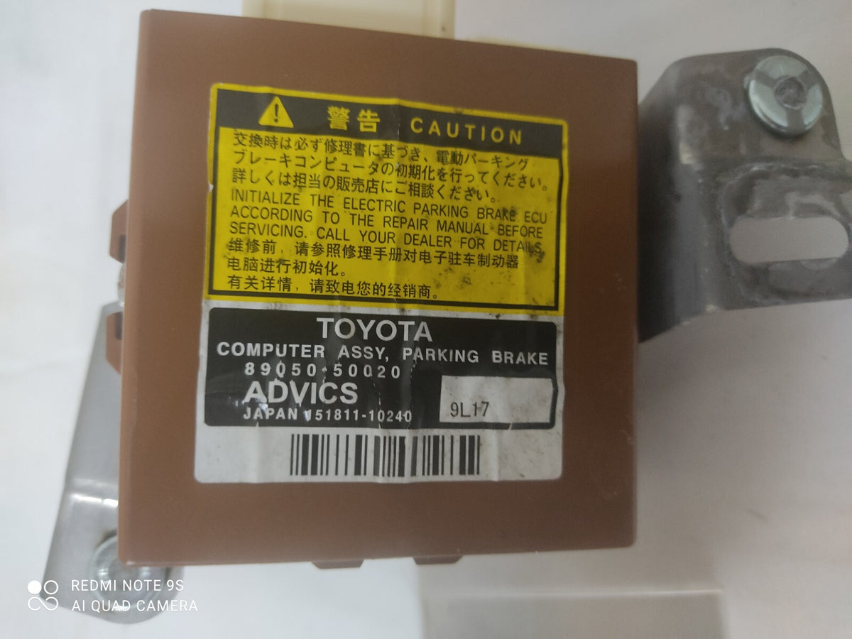 Toyota LEXUS USF40 LS460 PARKING BRAKE CONTROL MODULE COMPUTER 89050-50020