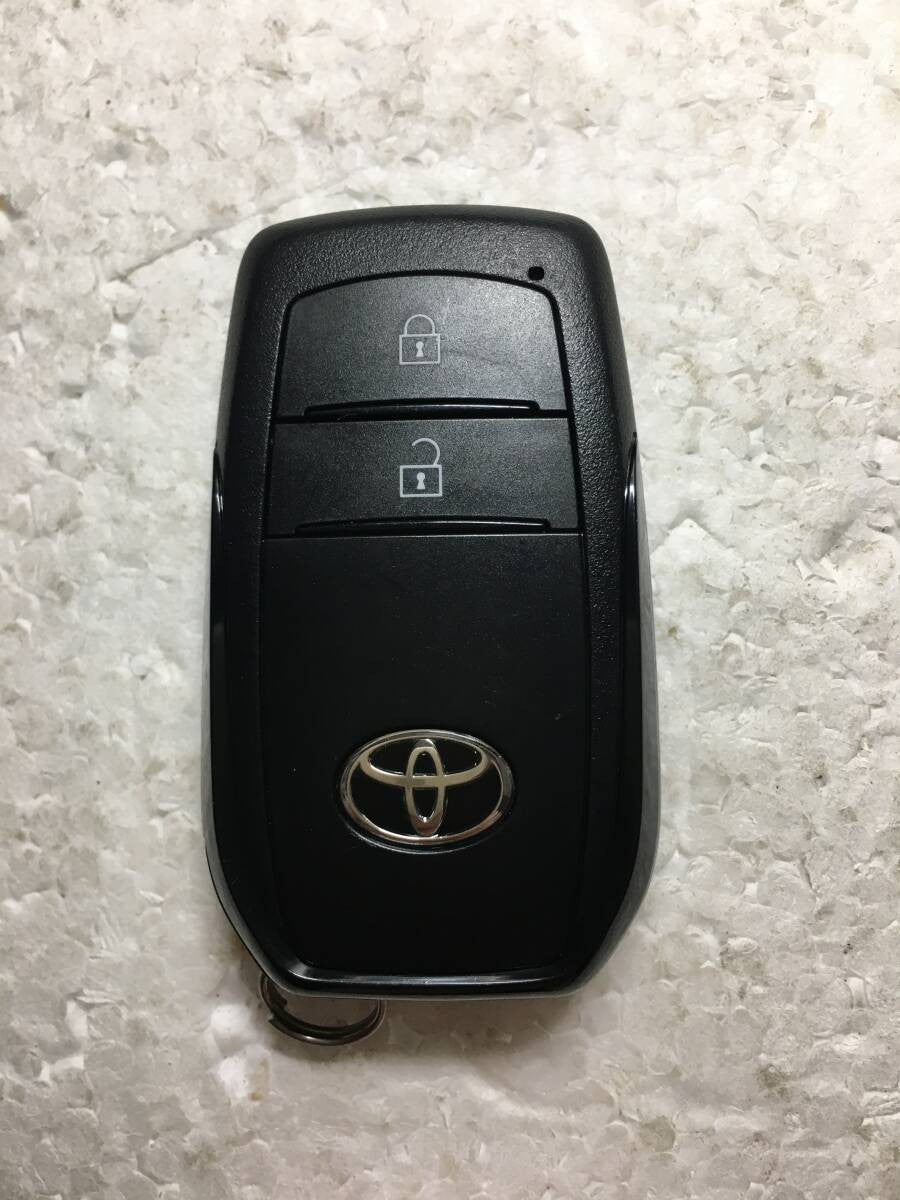 Toyota Yaris Cross Smart Key Fob 2-Button 007-AH0180 Genuine OEM JDM