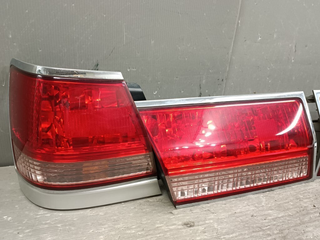 Toyota Crown Athlete JZS171 JZS173 JZS175 2001-2007 Tail Light Lamp OEM JDM