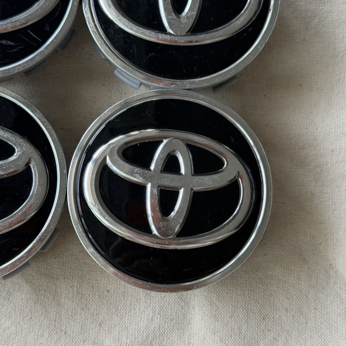 Toyota Wheel Center Cap 62mm Black Harrier Alphard Voxy Noah Genuine OEM JDM