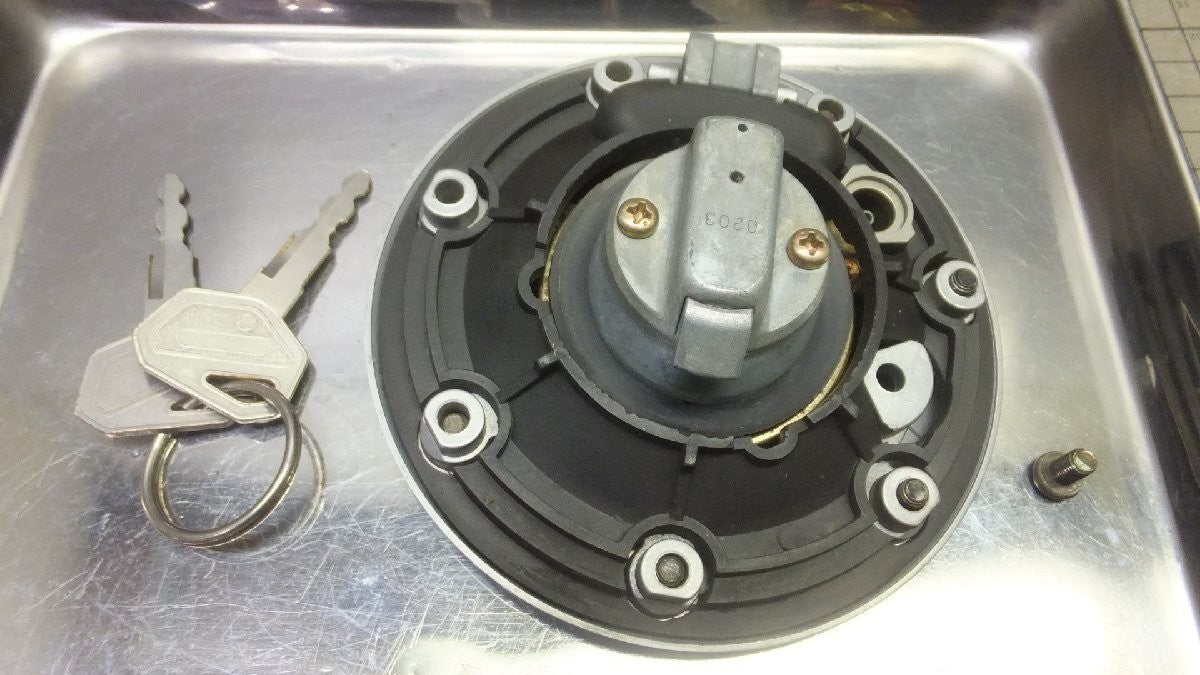 Kawasaki ZR-7S ZR750F 2001-2005 Ignition Switch Key Set Genuine OEM
