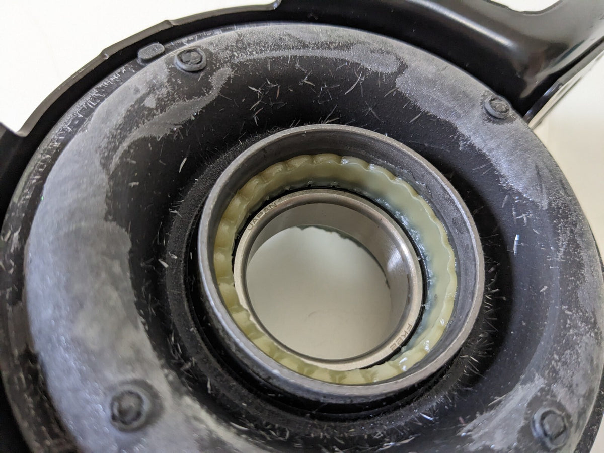 37230-30170 TOYOTA LEXUS Genuine SC430 Center Support Bearing Assy No.1