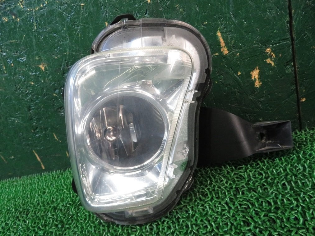 Toyota Crown Royal GRS200 GRS201 GRS202 GRS203 Fog Lamp Light 2010-2012 OEM JDM