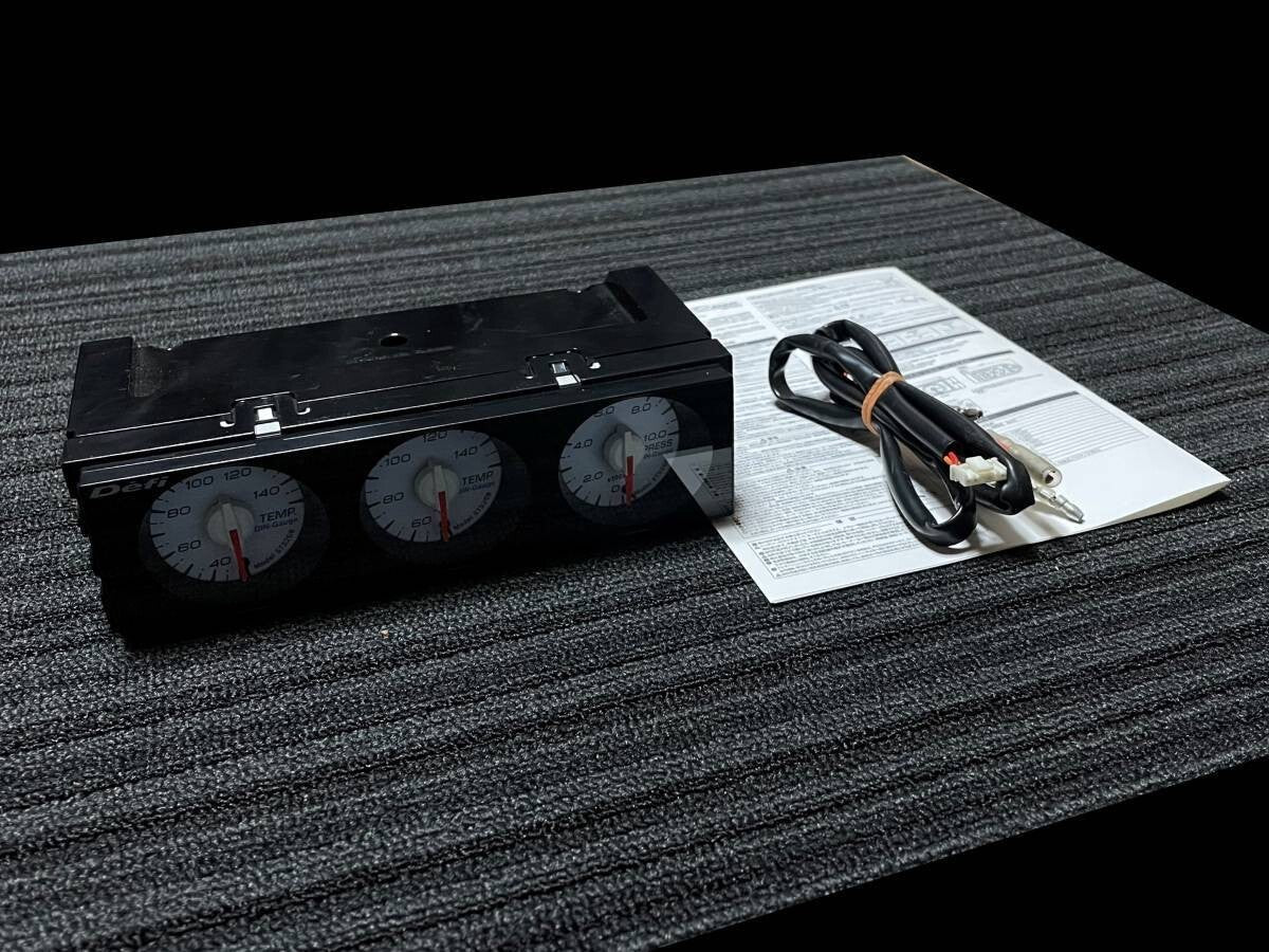 Defi DIN Gauge Triple Gauge 1DIN Water Temp, Oil Temp, Oil Pressure Gauge Set