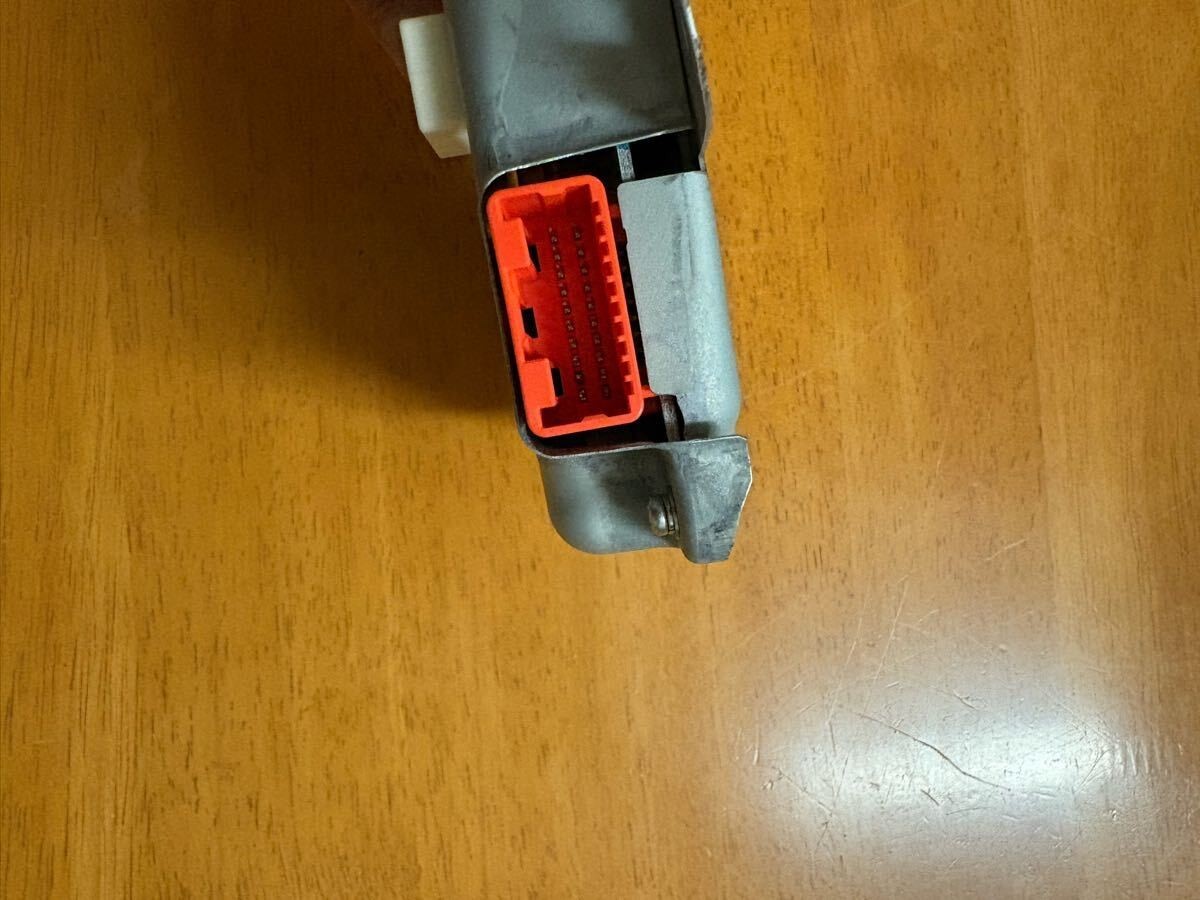 Toyota Genuine 89892-52010 Aqua Prius C NHP10 Battery Voltage Sensor  Used JDM