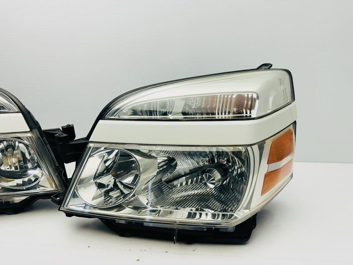 Toyota Voxy AZR60G AZR65G 2004-2007 HID Headlight KOITO 28-183 OEM JDM