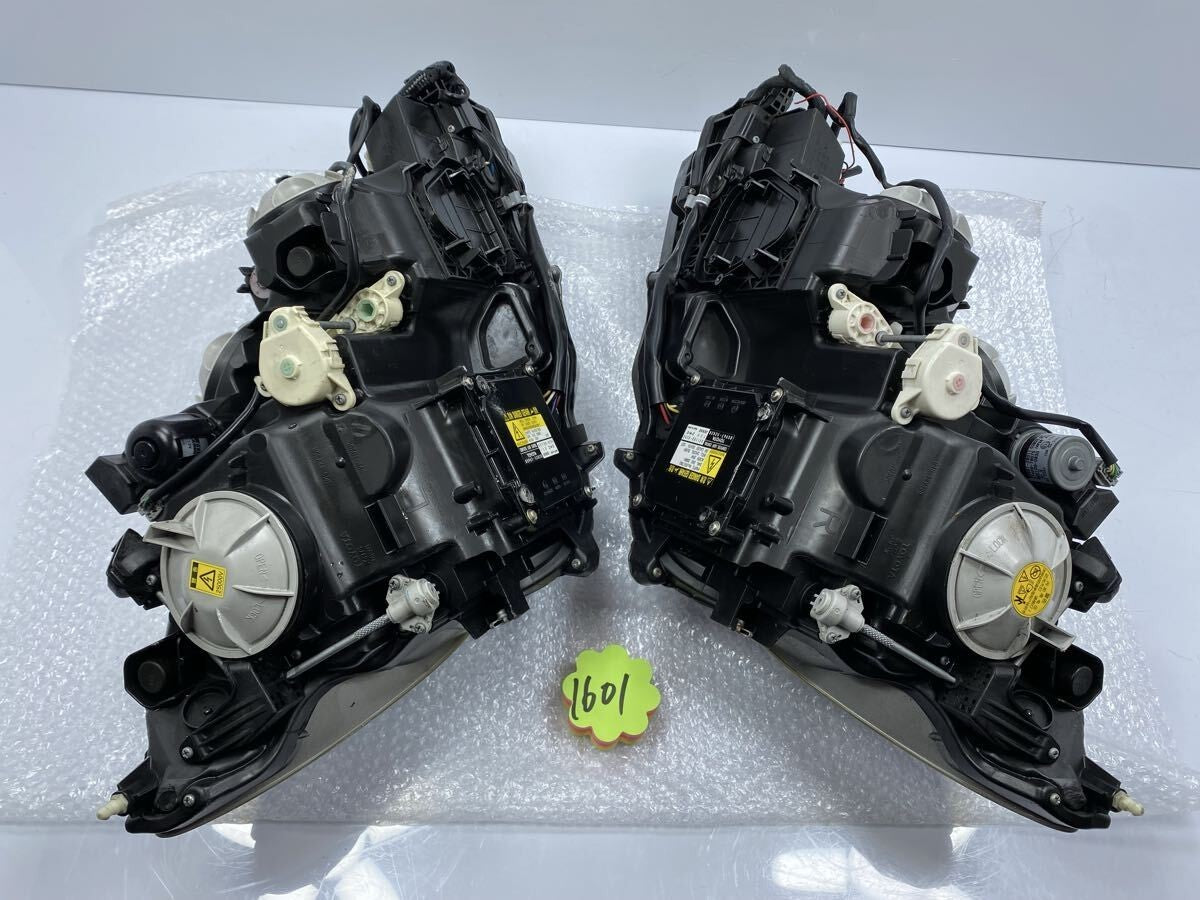 LEXUS USF40 LS LS460 Early Model HID Xenon Headlights KOITO 50-79 OEM Genuine