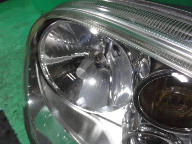 Volkswagen VW Golf GH-1JAZJ Right Headlight