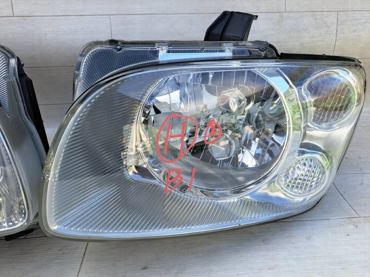 Nissan Stagea NM35 M35 2001-2004 HID Xenon Headlight KOITO 100-63636