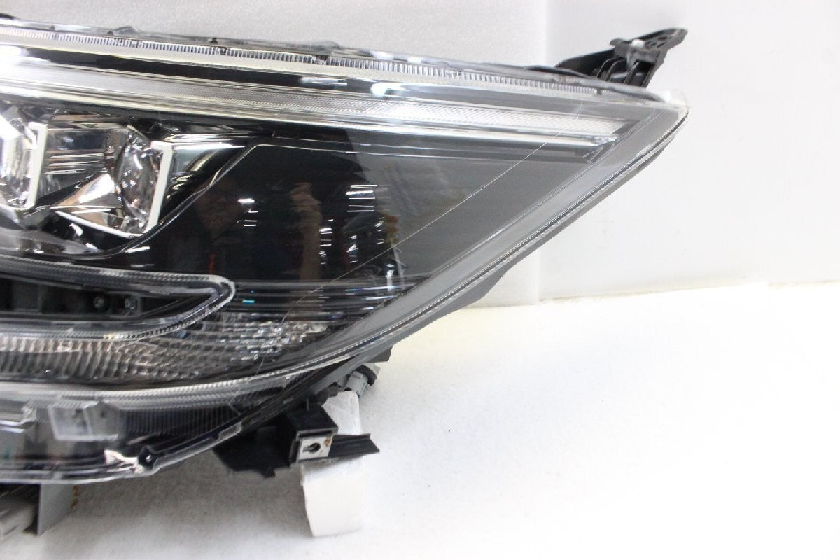 JDM 2017-2021 Toyota Voxy ZRR80G ZRR85G LED Headlight Light Lamp Left OEM