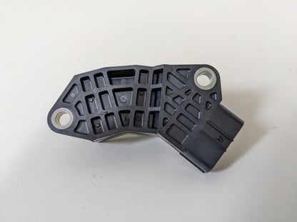 37500-RCA-A01 Honda Genuine Crankshaft Position Sensor (1-2)